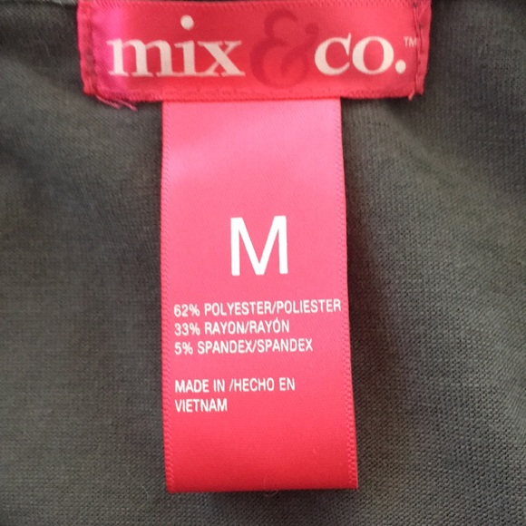 Women’s M Mix & Co. Gray T-shirt Dress deep v neck - Picture 6 of 8